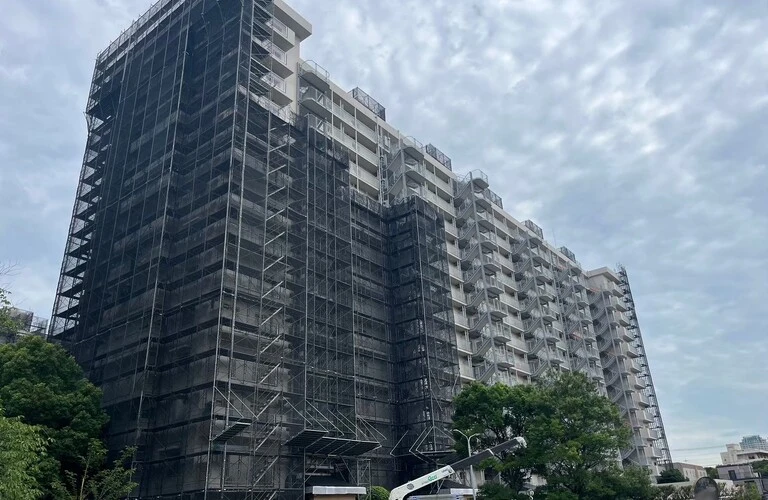 市川で鳶職人として成長し、高収入を目指す！
