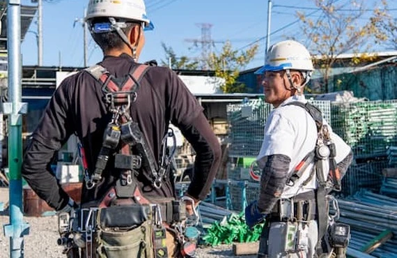 市川で足場職人として新たな未来を築く！